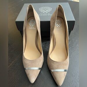 Vince Camuto size 11 mushroom color suede heel